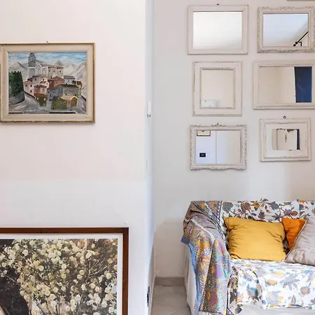 Sant'ambrogio Cozy House *