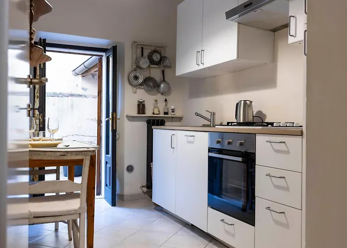 Sant'ambrogio Cozy House Apartment