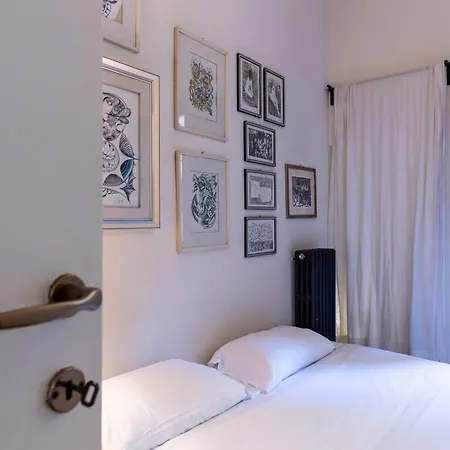Sant'ambrogio Cozy House דירה *